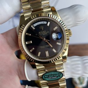 Rolex Day-Date Fake Cao Cấp Mặt Đen Nặng 210 Gram Màu Vàng Vàng Nhà Máy RC 40mm (2)