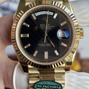 Rolex Day-Date Fake Cao Cấp Mặt Đen Nặng 210 Gram Màu Vàng Vàng Nhà Máy RC 40mm (2)