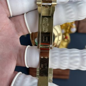 Rolex Day-Date Fake Cao Cấp Mặt Đen Nặng 210 Gram Màu Vàng Vàng Nhà Máy RC 40mm (2)