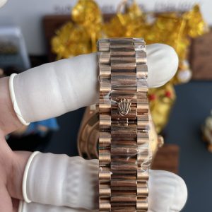 Rolex Day-Date Replica 11 Mặt Nâu Chocolate Nặng 210 Gram Màu Vàng Hồng Nhà Máy RC 40mm (1)