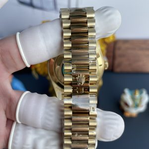 Rolex Day-Date Replica 11 Mặt Xanh Khói Nặng 210 Gram Dây Đeo President Nhà Máy RC 40mm (1)