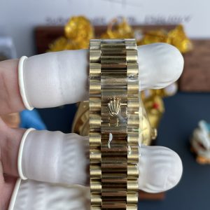 Rolex Day-Date Replica Cao Cấp Mặt Xanh Lá Cây Nặng 210 Gram Màu Vàng Vàng Nhà Máy RC 40mm (2)