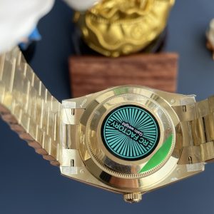 Rolex Day-Date Replica Cao Cấp Mặt Xanh Lá Cây Nặng 210 Gram Màu Vàng Vàng Nhà Máy RC 40mm (2)